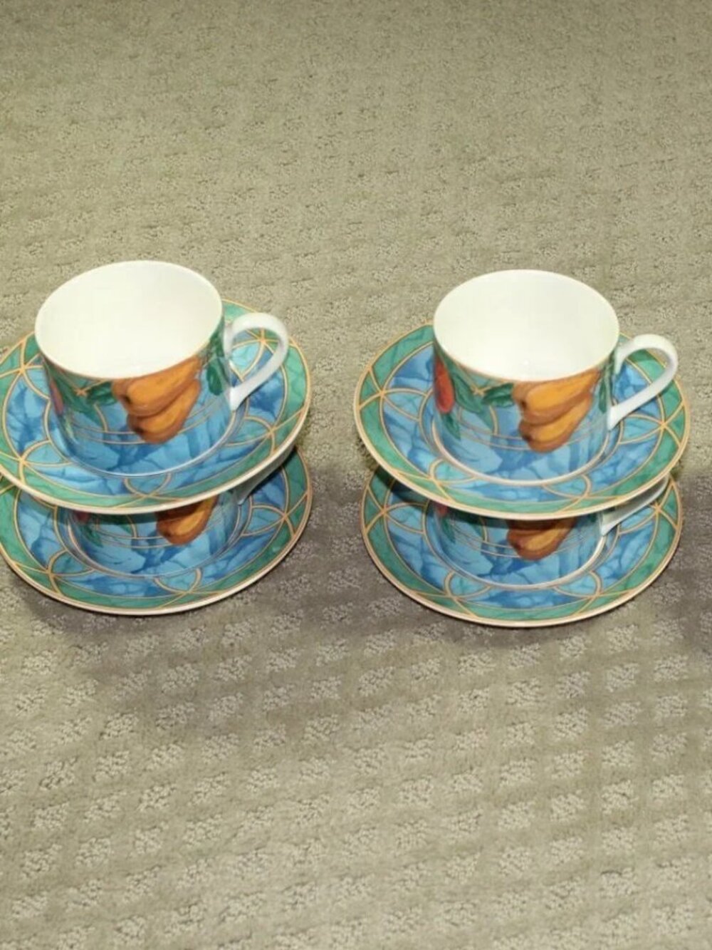 Casual VICTORIA & BEALE Forbidden Fruit Flat Set Of 4 Porcelain Cups & Saucers